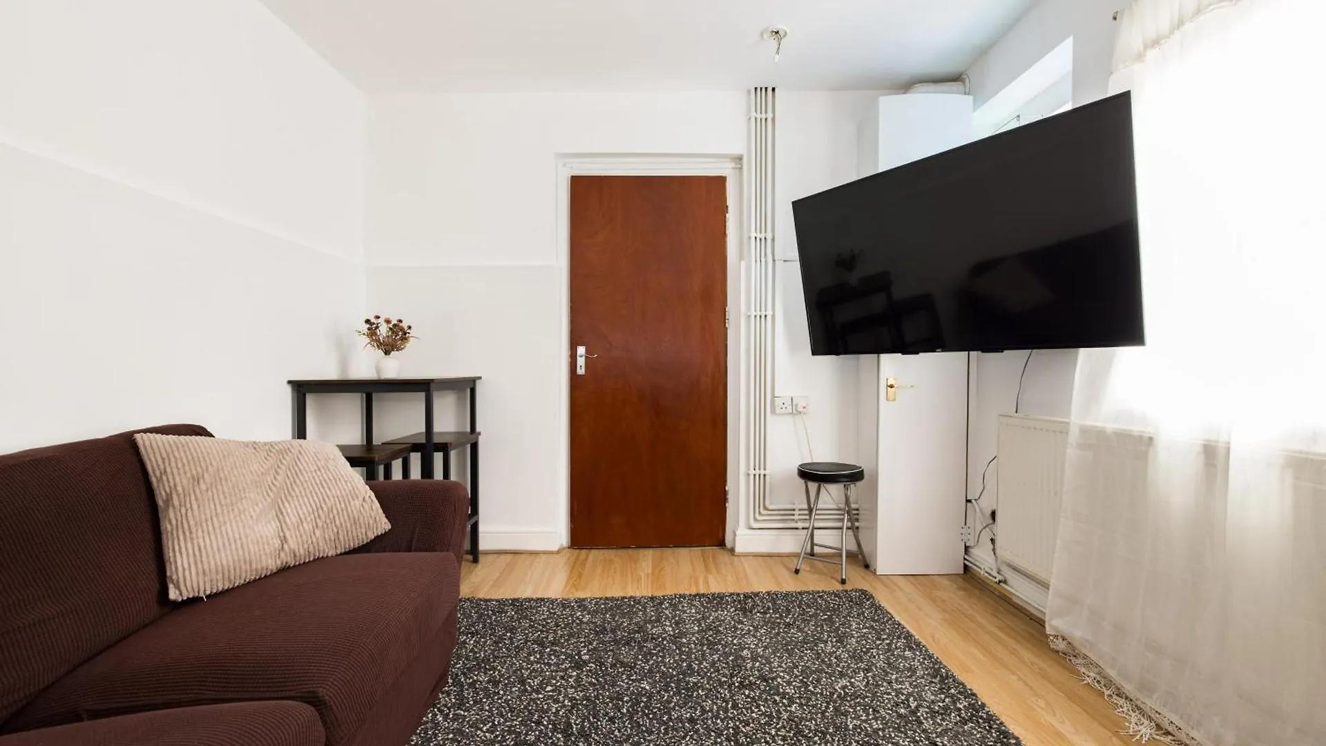 1Bd Apartment Near Olympic Park, East Londra